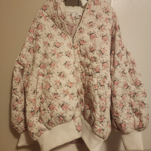 NWOT Small Oversized Floral Quilted Bomber Jacket Coat Coquette Cream Ivory Boho - Picture 5 of 9